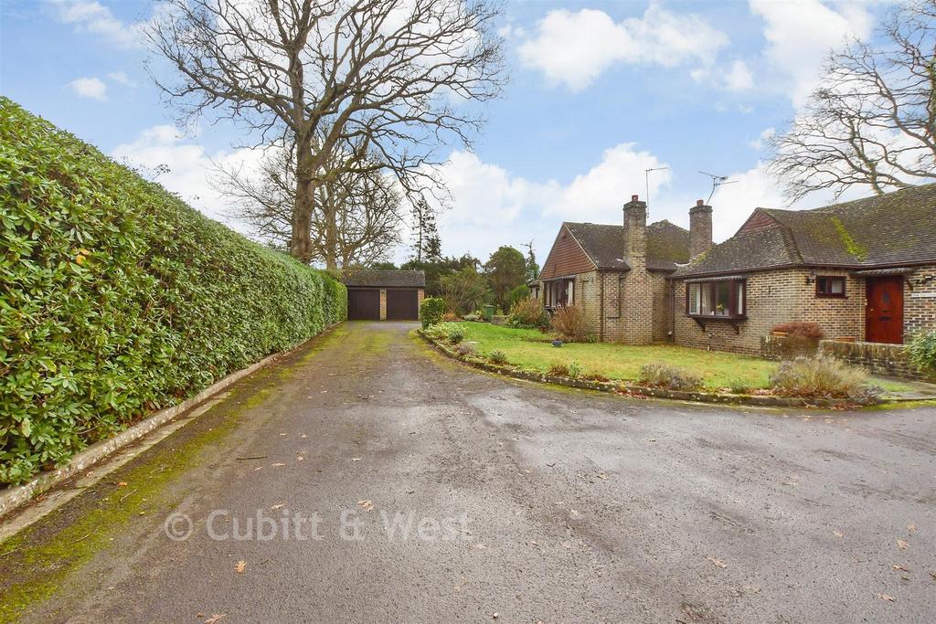 Driveway/Parking