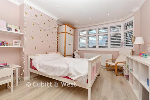 4 bedroom semi-detached house for sale, Nutcroft Grove, Fetcham, Leatherhead, Surrey