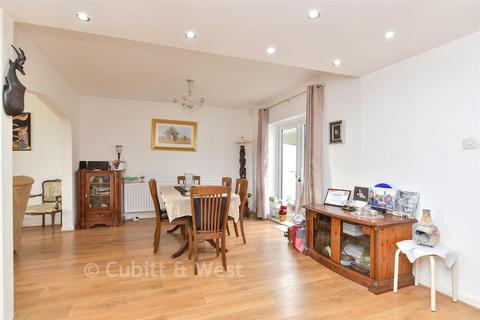 undefined, Braeside Avenue, Brighton BN1