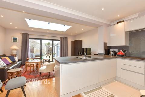 3 bedroom semi-detached house for sale, Western Avenue, Herne Bay CT6