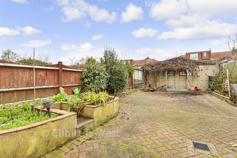 3 bedroom end of terrace house for sale, Manor Road, Mitcham, Surrey