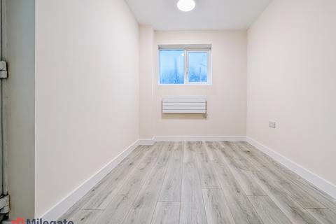 2 bedroom flat to rent, The Grove, Reading RG1