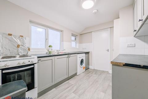 2 bedroom flat to rent, The Grove, Reading RG1