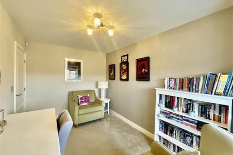 4 bedroom detached house for sale, Harlequin Drive, Worksop, Nottinghamshire, S81 7SP