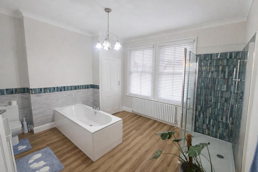 Ensuite