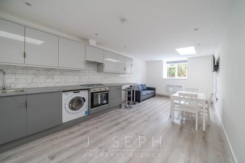 undefined, 25 Elm Street, Ipswich, IP1