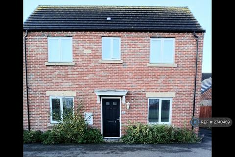 3 bedroom detached house to rent, Athena Close, Peterborough, PE2