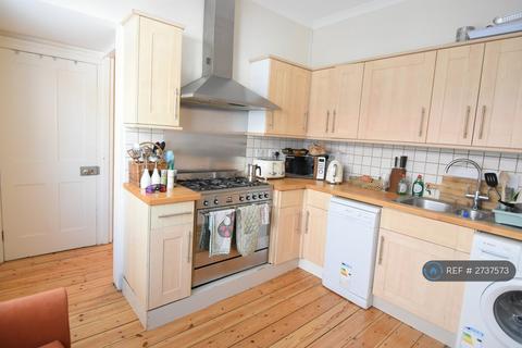 1 bedroom flat to rent, Amerland Road, London, SW18