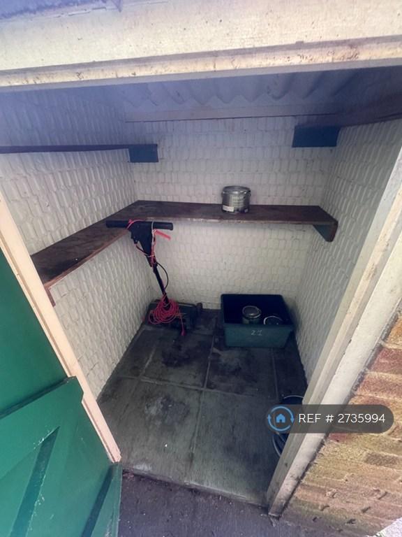 Side Shed