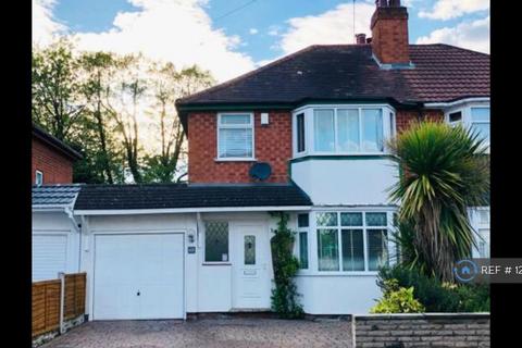 3 bedroom semi-detached house to rent, Brookvale Road, Solihull, B92