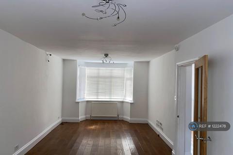 3 bedroom semi-detached house to rent, Brookvale Road, Solihull, B92