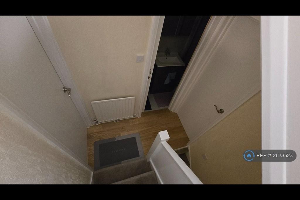 Middle Floor