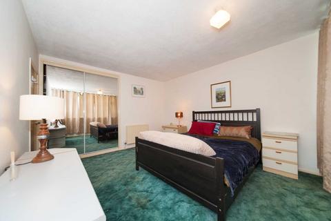 undefined, ADDLESTONE