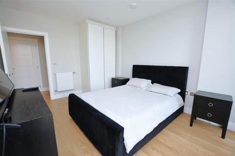 1 bedroom penthouse for sale, Plough Lane, London, SW17