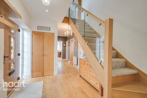 4 bedroom bungalow for sale, Clare Road, Braintree