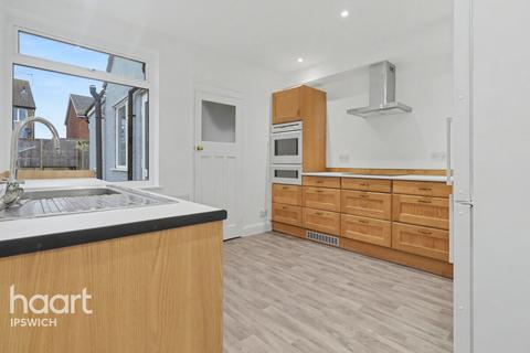2 bedroom semi-detached bungalow for sale, Pearl Road, Ipswich