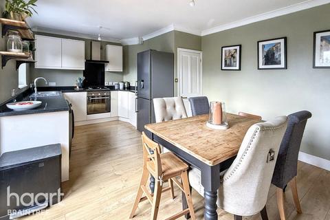 3 bedroom semi-detached house for sale, Coggeshall Road, Braintree