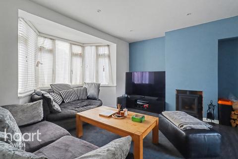 3 bedroom semi-detached house for sale, Norwich Road, Ipswich