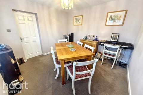 undefined, Orchard Drive, Braintree