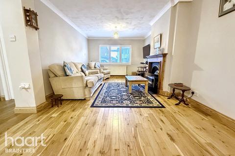 undefined, Orchard Drive, Braintree