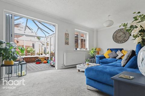 undefined, Innes End, Ipswich