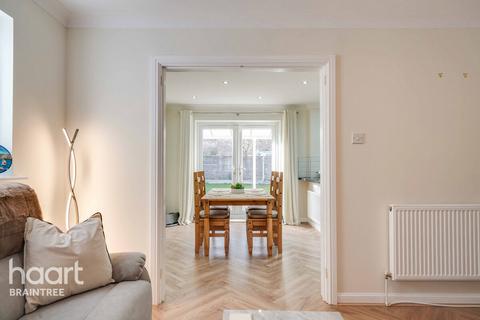 4 bedroom detached house for sale, Guinea Close, Braintree