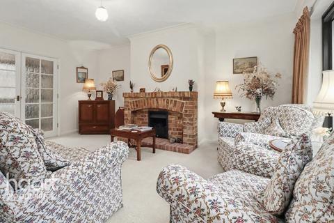 4 bedroom detached bungalow for sale, Melton Grange Road, Woodbridge
