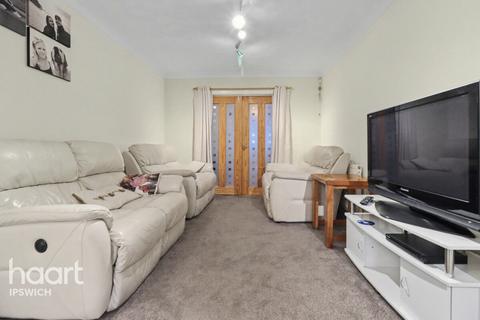 3 bedroom semi-detached house for sale, Humber Doucy Lane, Ipswich