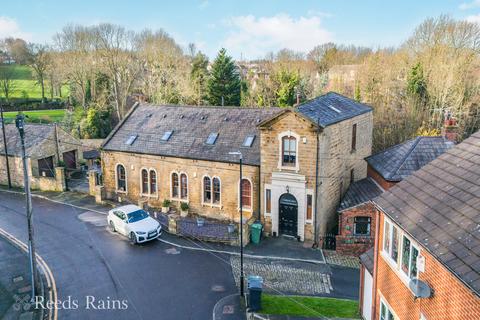 3 bedroom end of terrace house for sale, Troy Road, Leeds LS27