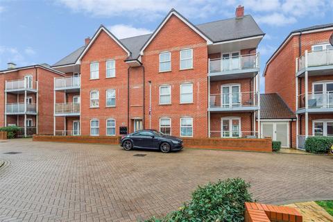 Milk Churn Way, Knebworth SG3