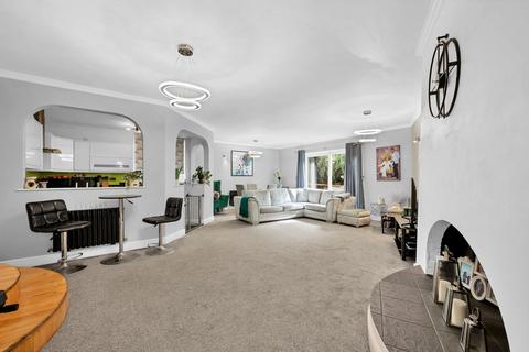 2 bedroom flat for sale, Oakfield Lane, Barclay Court Oakfield Lane, DA1