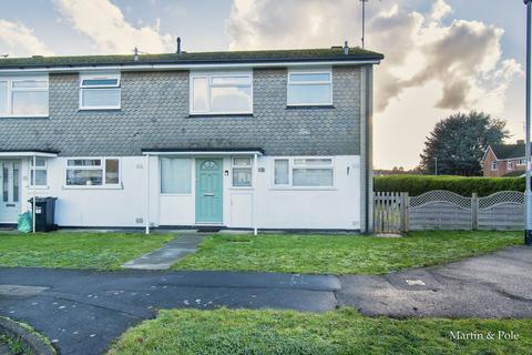 Lunds Farm Road, Woodley, Reading
