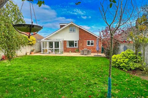 undefined, Shinfield, Reading