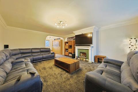 4 bedroom detached house for sale, Howe Lane, Goxhill, Barrow-Upon-Humber, DN19 7JD