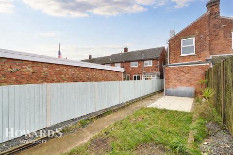 3 bedroom end of terrace house for sale, Ipswich Road, Lowestoft