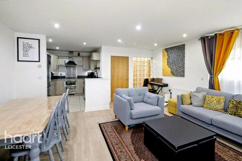 2 bedroom apartment for sale, Watkin Road, Leicester
