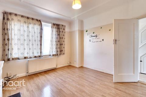 3 bedroom semi-detached house for sale, Uppingham Avenue, Stanmore