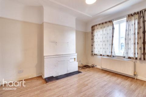 3 bedroom semi-detached house for sale, Uppingham Avenue, Stanmore