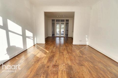 4 bedroom terraced house for sale, Evelyn Avenue, NW9