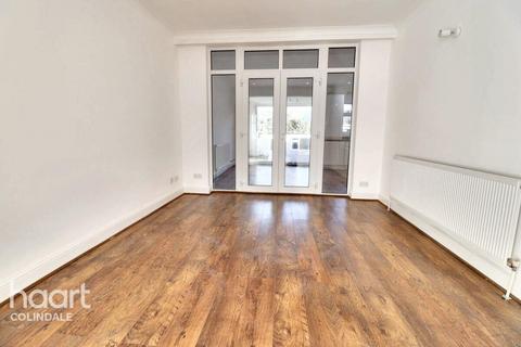 4 bedroom terraced house for sale, Evelyn Avenue, NW9