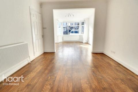 4 bedroom terraced house for sale, Evelyn Avenue, NW9