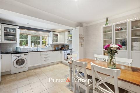 4 bedroom detached house for sale, St. Fabians Drive, Essex CM1