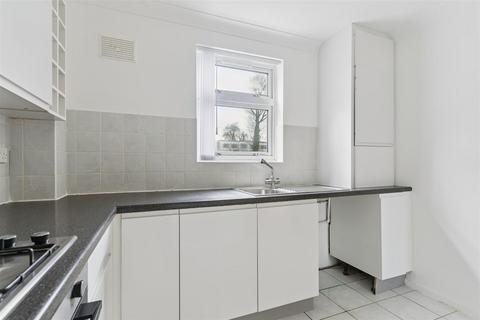1 bedroom flat for sale, Kimbolton Crescent, Stevenage SG2