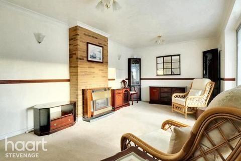 3 bedroom terraced house for sale, Chells Way, Stevenage