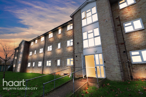undefined, Haymeads, Welwyn Garden City