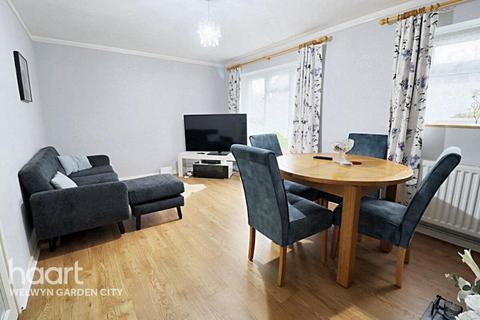 undefined, Haymeads, Welwyn Garden City