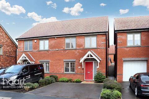 3 bedroom semi-detached house for sale, Amber Place, Swadlincote