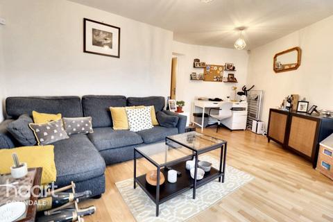1 bedroom flat for sale, Lanacre Avenue, NW9