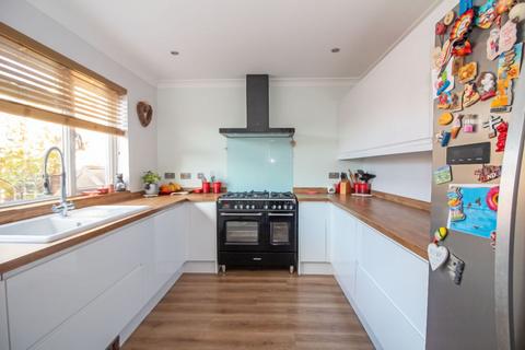 3 bedroom terraced house for sale, The Guelders, Purbrook, PO7 5QT