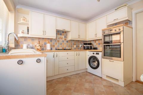 3 bedroom semi-detached bungalow for sale, Milton Road, Cowplain, PO8 8JR